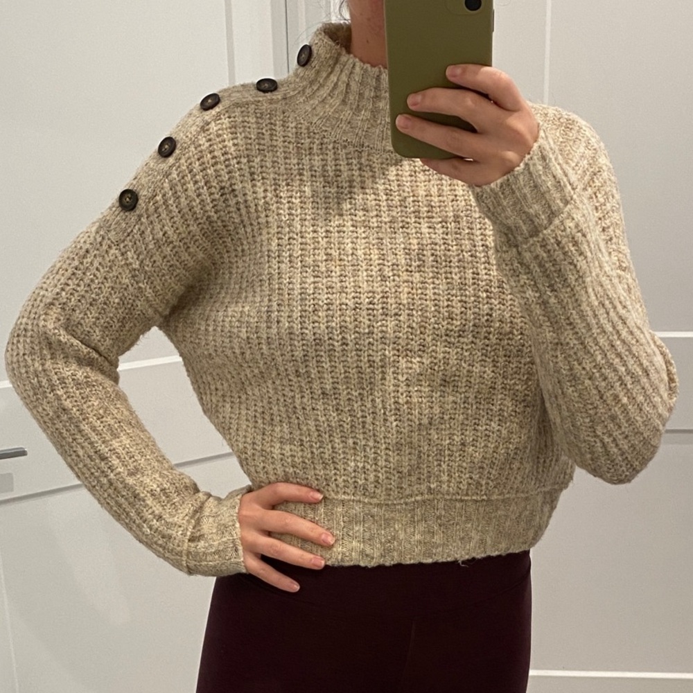 Jessica Simpson Heathered Beige Button-Shoulder Sweater